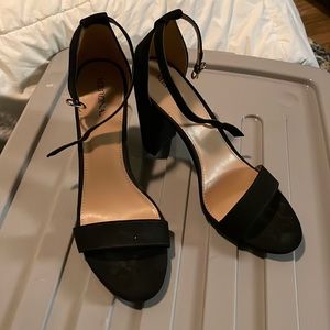 Merona heels 8.5